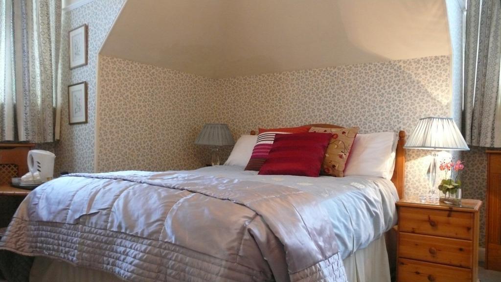 Sandilands House Edinburgh Room photo